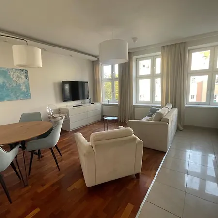 Akvamarin Apartament W Centrum Gdanska Apartment